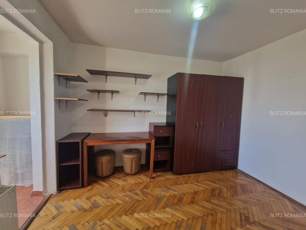 Apartament 2 camere, 40 mp, zona Decebal - 4