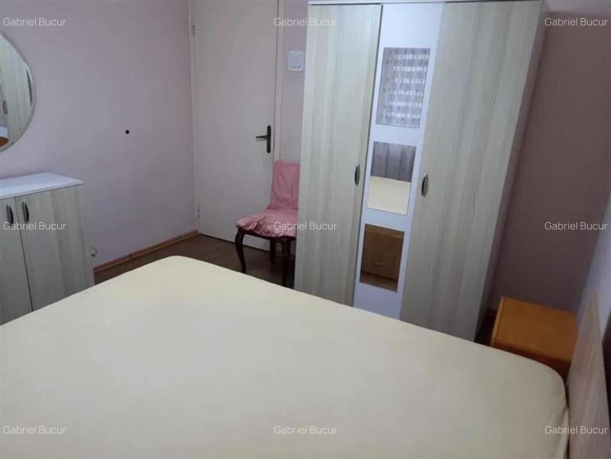 Inchiriere Apartament 3 Camere Semidecomandat Sos.Berceni - 3