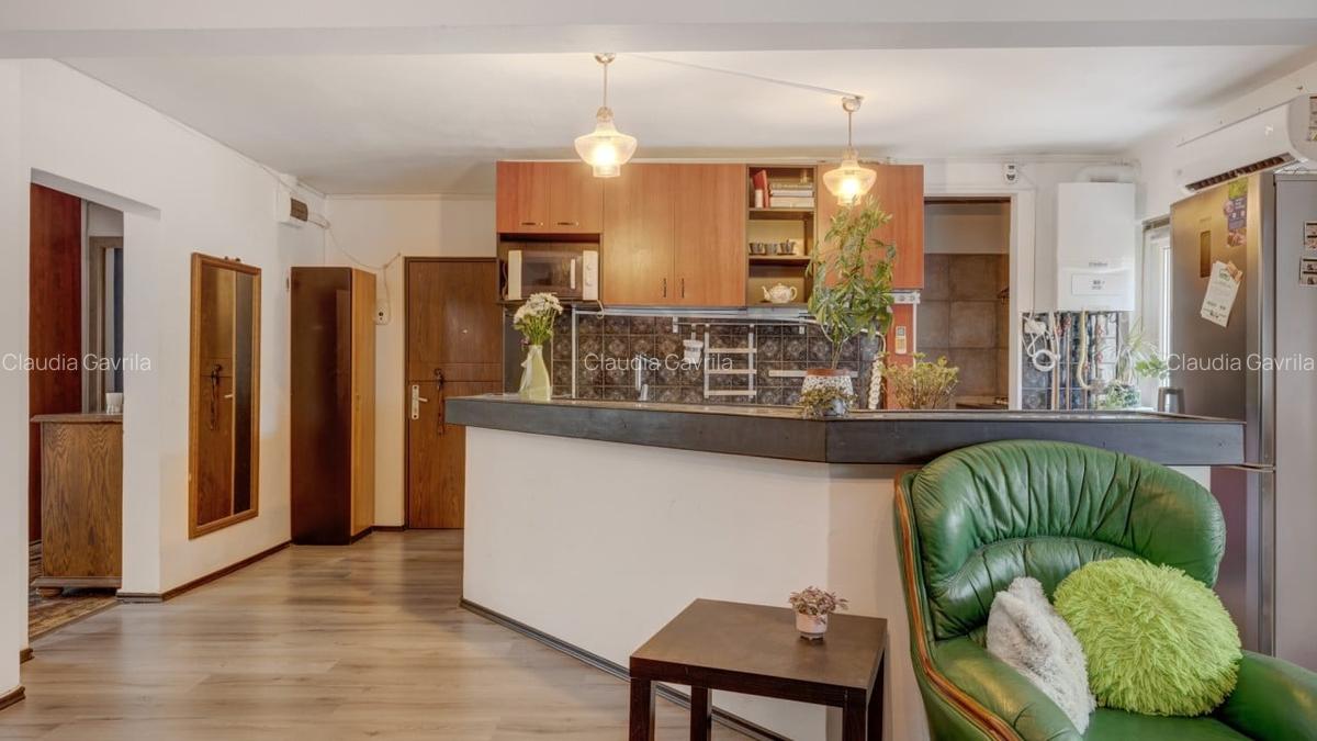 Apartament cu 4 camere semidecomandat în Alba Iulia - 13