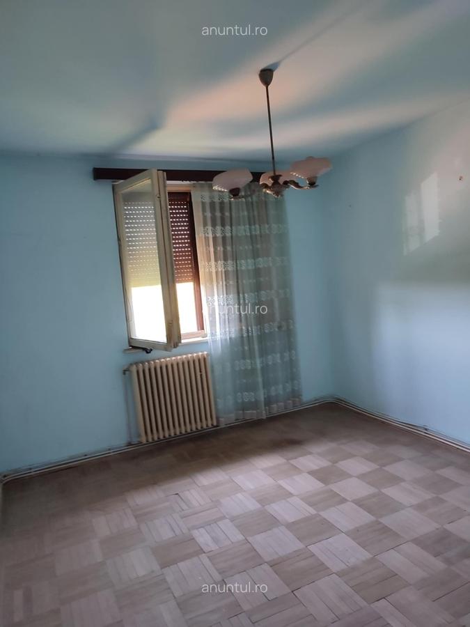 Hunedoara Micro 4, Bulevardul Dacia, linga Supeco. Hunedoara - 3