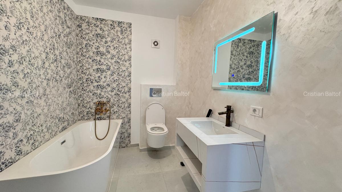Apartament cu 3 camere semidecomandat în Bucureștii Noi - 11