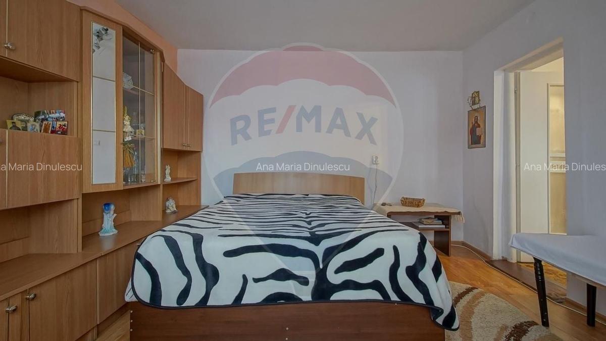 Casa individuala, curte si beci, zona centrala, Sanpetru! - 7