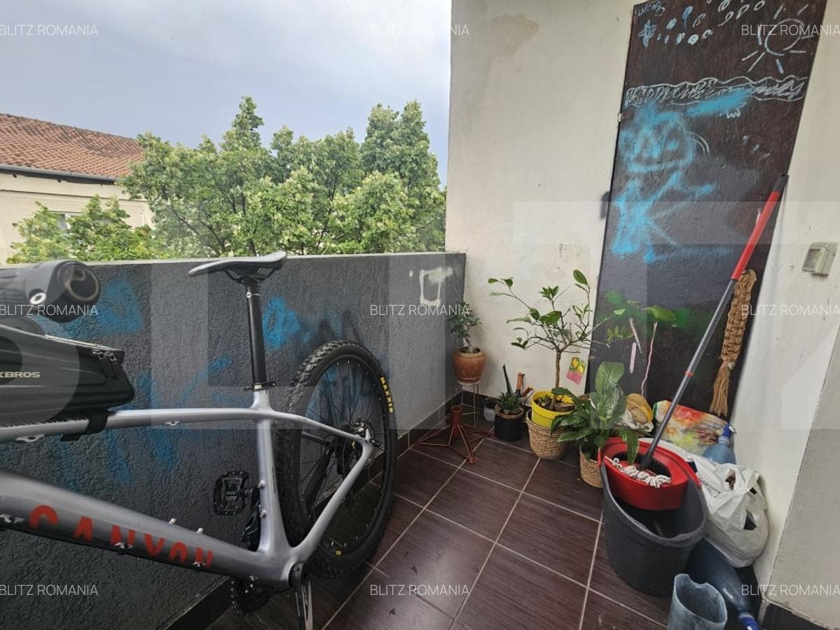 Apartament de vanzare, cu 3 camere, 70 mp, zona Lipovei - 17