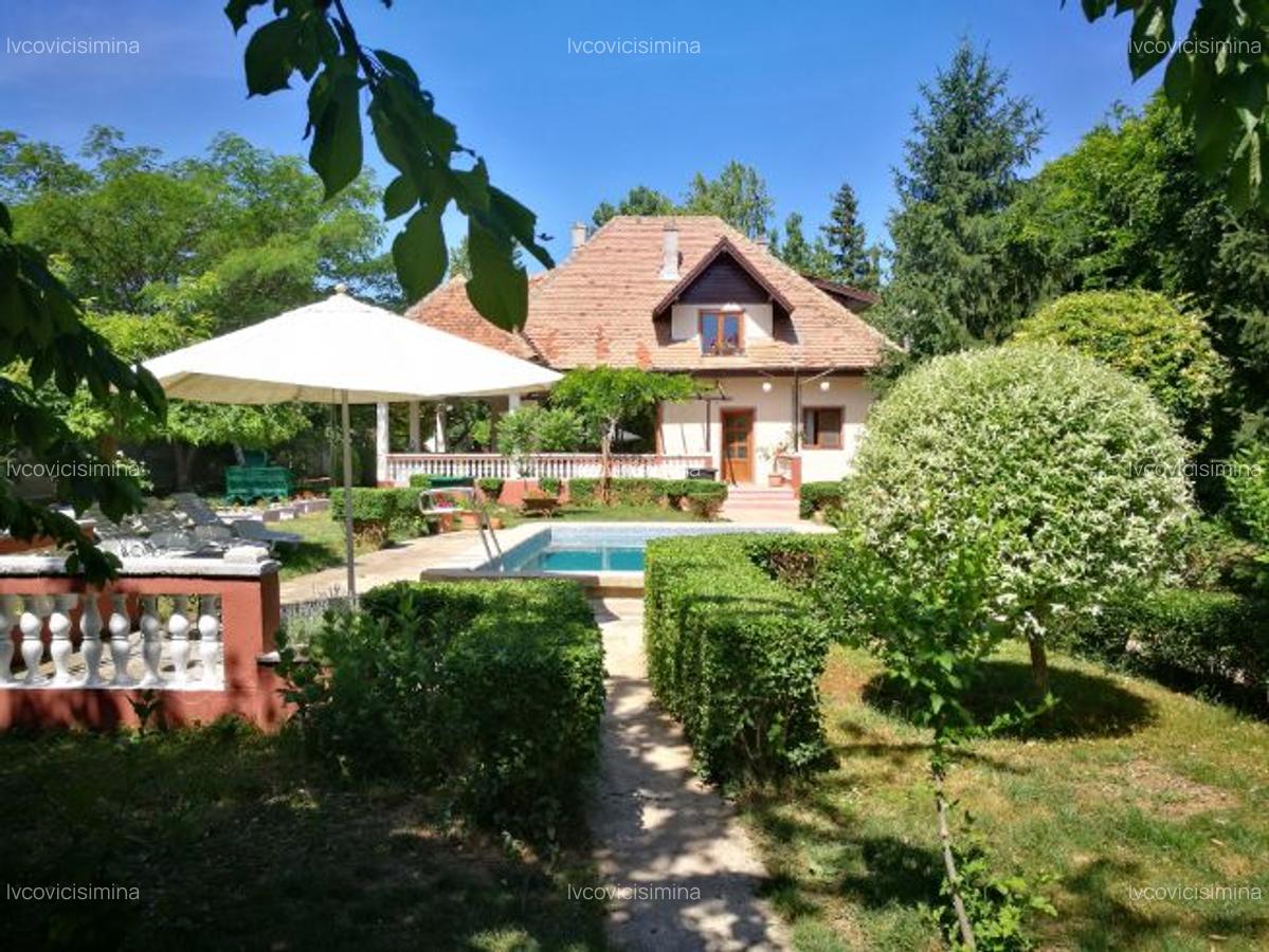 Casa cu piscină - 2