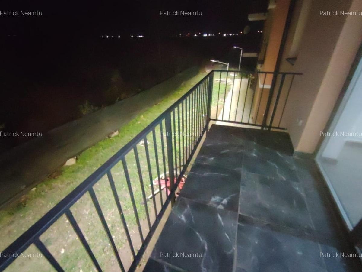 Apartamente + spatiu comercial - 5