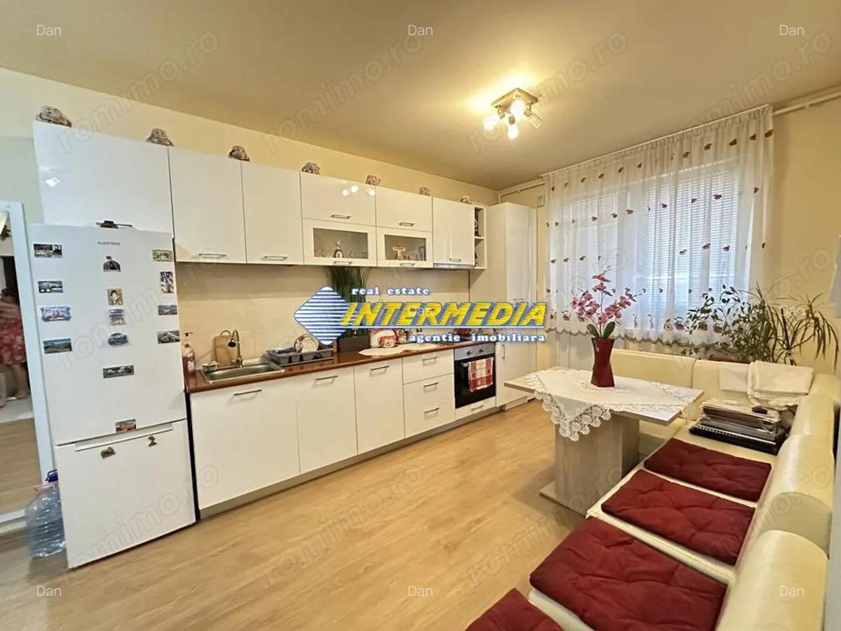 Apartament 2 camere Bloc Nou CENTRU cu Balcon 7 mp. mansarda Boxa 12 mp Parcare mobilat si utilat - 7