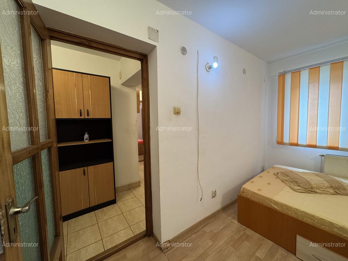 Apartament cu 4 camere semidecomandat în Central - 10