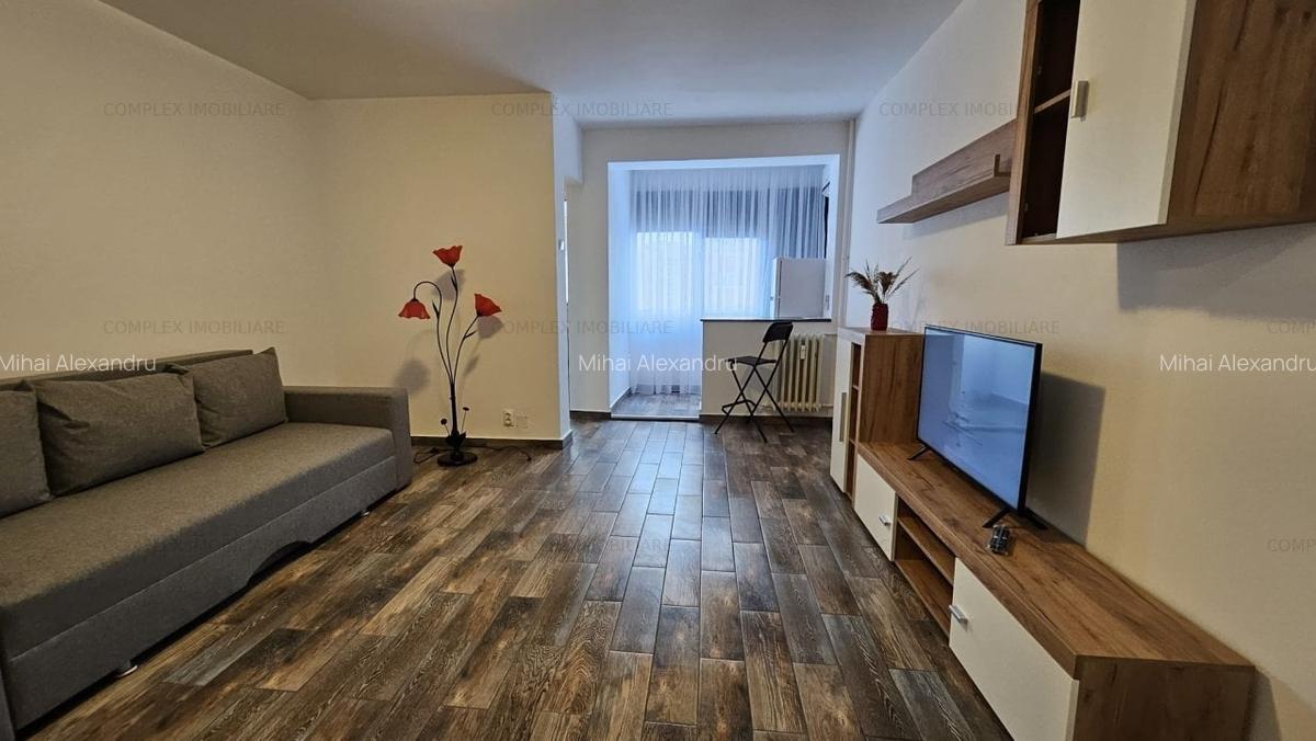 Dristor metrou la scara | Prima inchiriere dupa renovare| Bloc anvelopat - 2