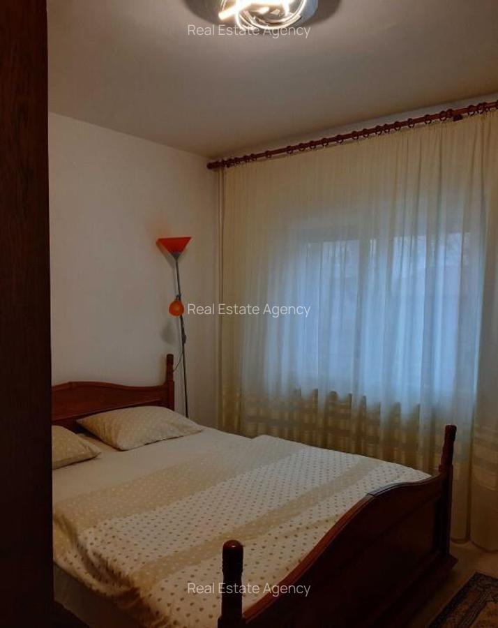 Apartament cu 3 camere in zona Lipovei - 4