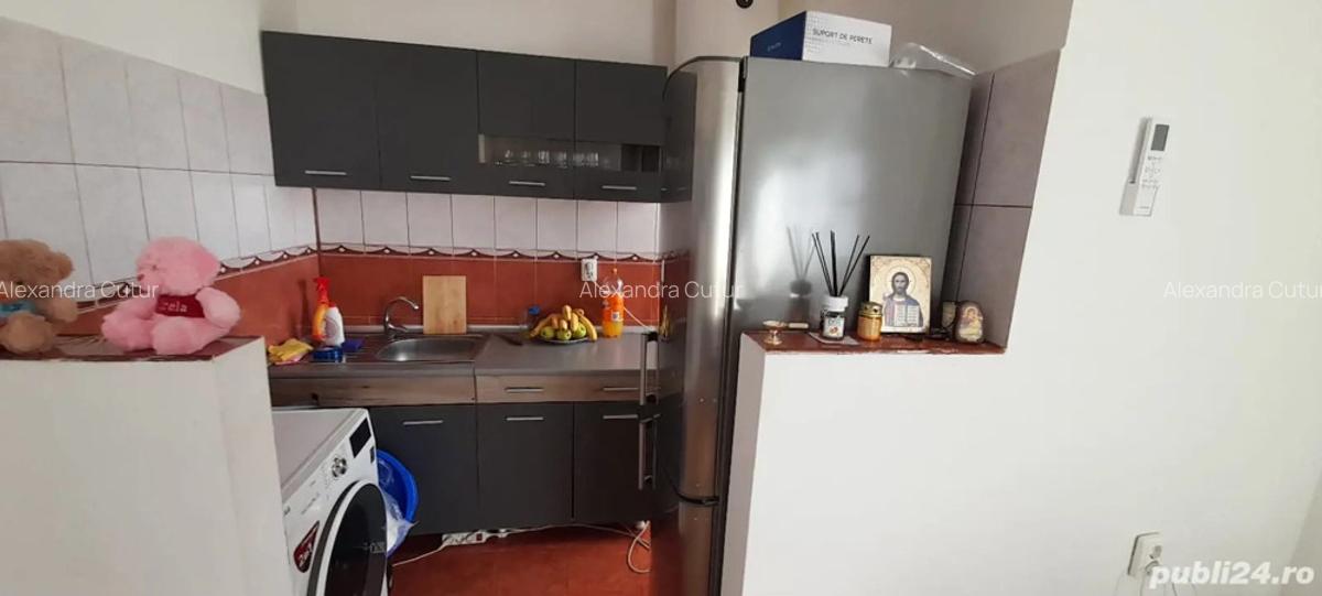 Apartamente de vanzare cu 2 cam canf 1 .etaj 1 din 4 50 mp zona Luica vizavi de Petrompret 45 .000 - 2