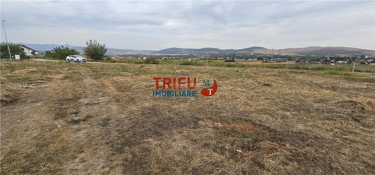 Teren de vanzare cu toate utilitatile in Orizont - 1