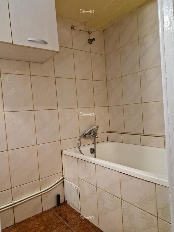 Garsoniera 21 mp - zona CET - 35.000 euro negociabil (Cod E8) - 5