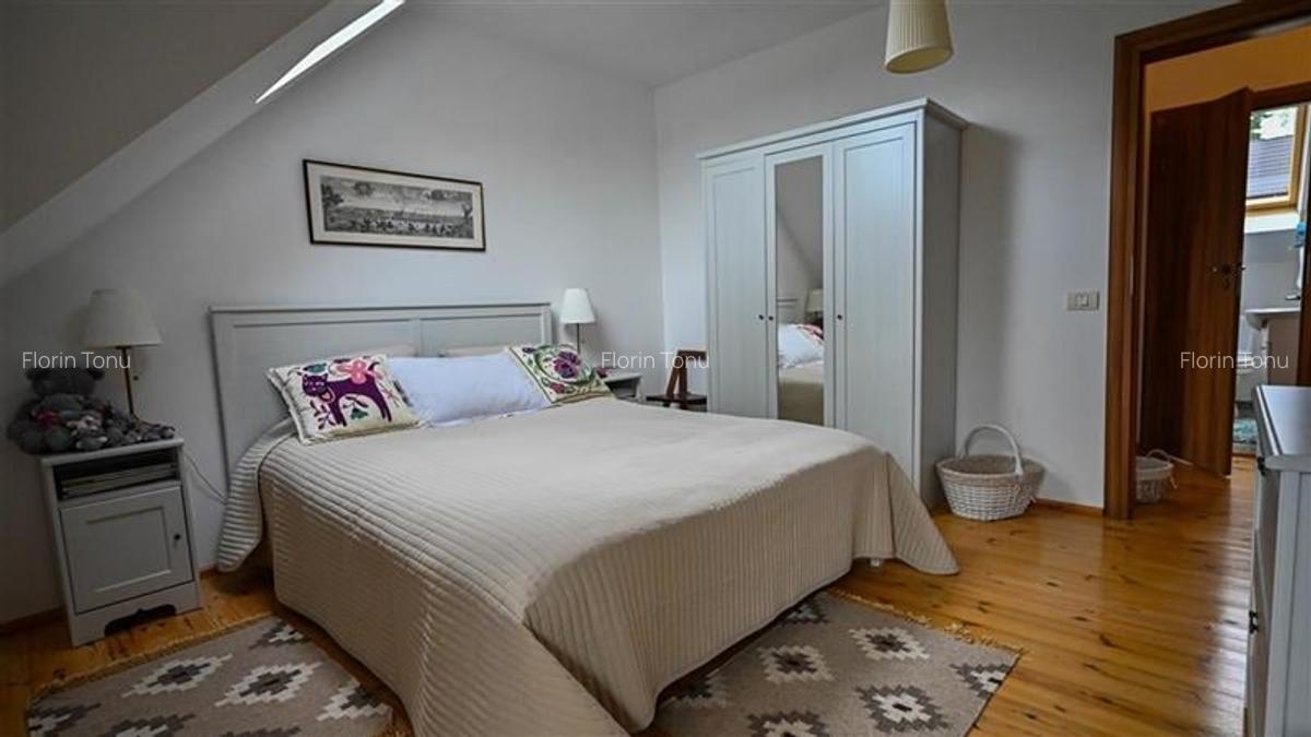 Sanctuar montan,fin amenajat si echipat,decor autentic romanesc,Bran, Fundata,Br - 22 Sanctuar montan,fin amenajat si echipat,decor autentic romanesc,Bran, Fundata,Br - 22