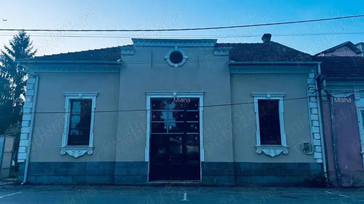 Ansamblu de 5 case situate ultracentral - Proprietate Unica !! - 2