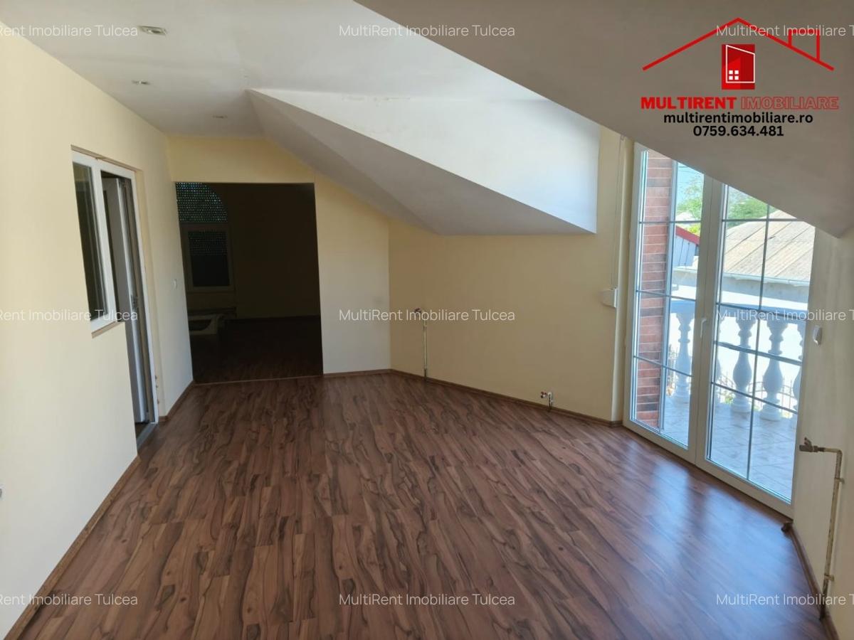 Vila superba de vanzare in Comuna JURILOVCA ,Sat JURILOVCA! - 9