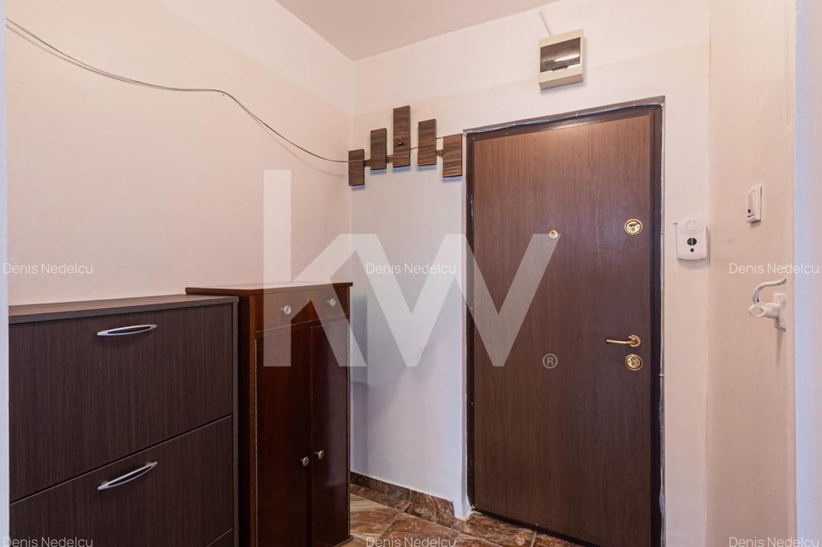 Garsoniera | 32 mp | Etaj intermediar | Calea Bucuresti | Comision 0% - 10