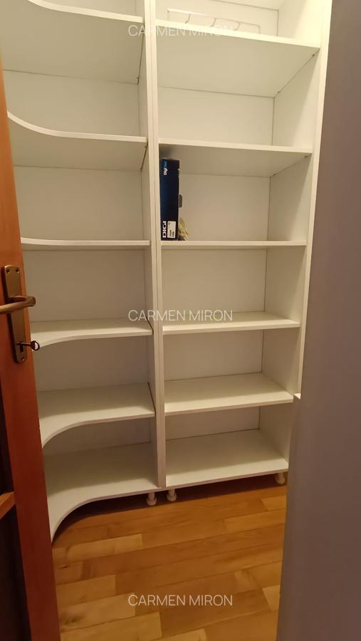 Apartament cu 3 camere semidecomandat, mobilat în Central - 9