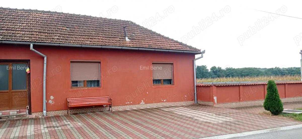 Vand Casa spa?ioasa ?i complet utilata locuibila imediat - 4