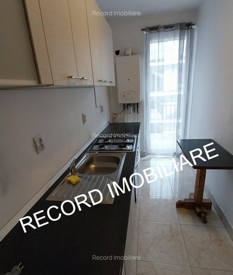 Apartament 1 camera, parcare pe Strada Eroilor in Floresti - 4