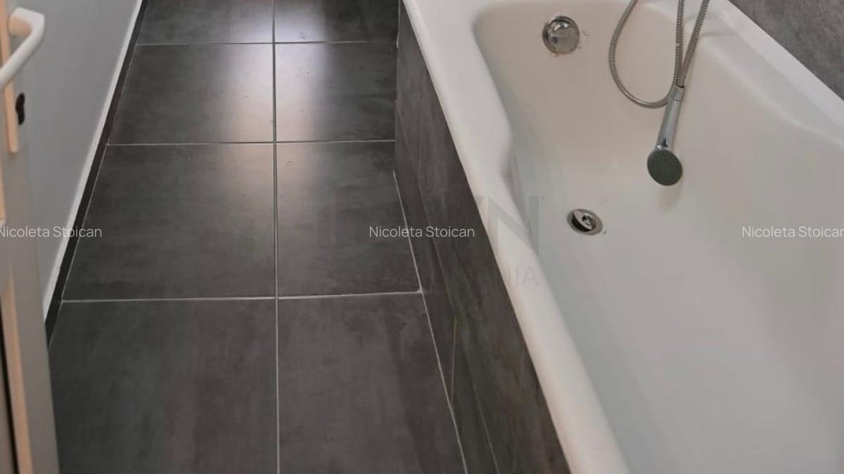 REA1023850 Apartament 2 camere cu 3 balcoane pe Bulevardul Decebal - 9