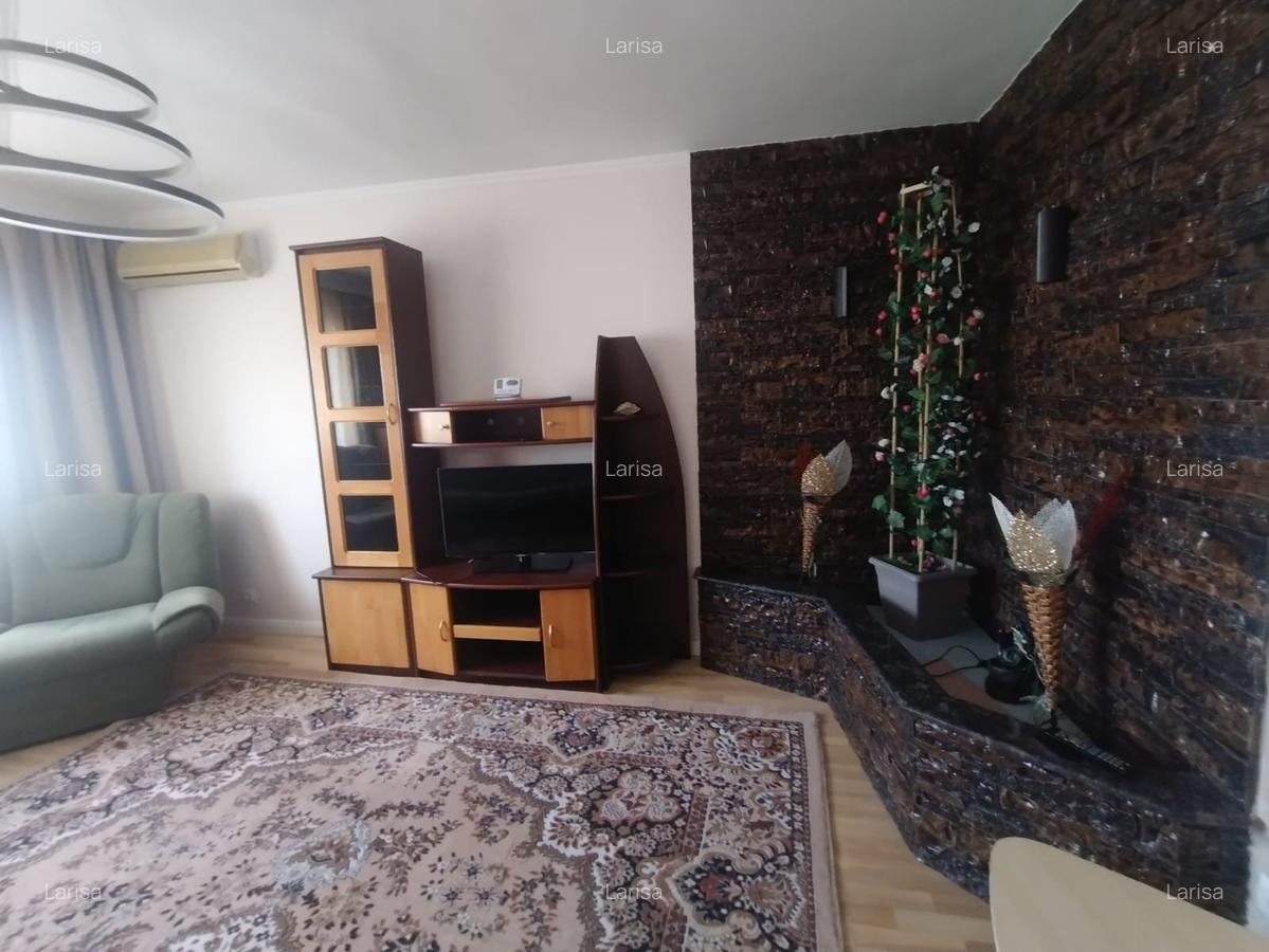 DACIA APARTAMENT CU 3 CAMERE DECOMANDAT LIBER ST 70 MP PRET 120000 EURO - 5