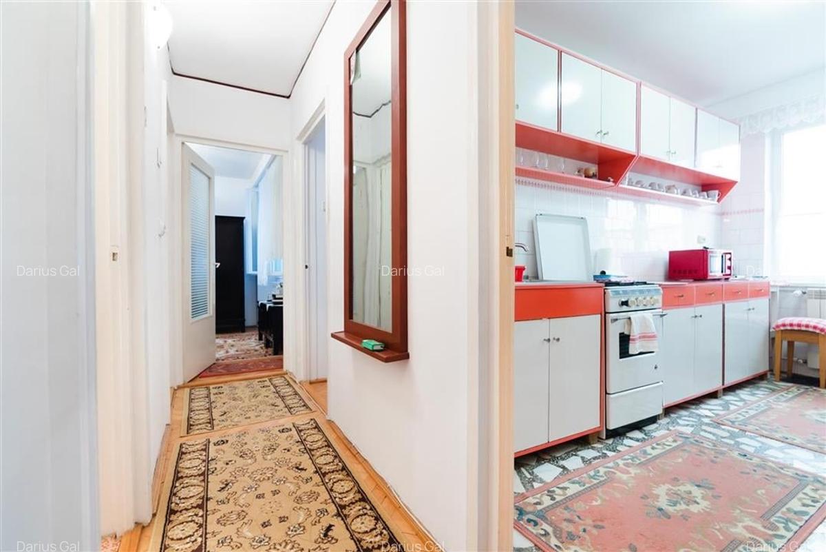 Apartament cu 3 camere decomandat în Sânmartin - 14