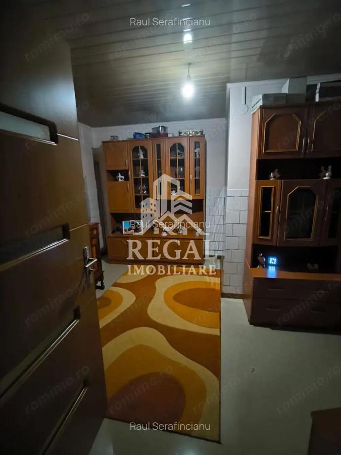 Casa de vanzare cu 5 camere in Frontul 2-Teliucul Inferior - 5