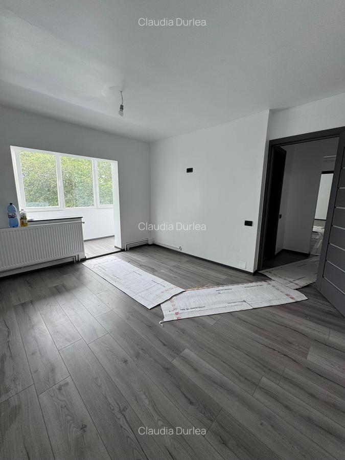 Apartament cu 3 camere decomandat în Ghimbav - 2