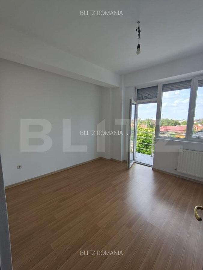 Apartament de vanzare, cu 2 camere, 80 mp, zona calea Aradului - 4