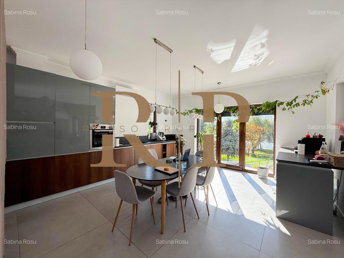 Vila Superba cu deschidere la Lac *Petrachioaia* - 14