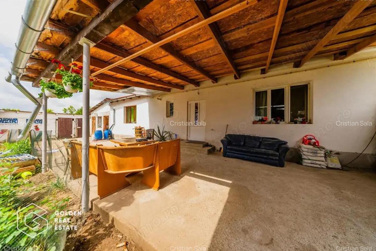 Casa la cheie, situata in orasul Pecica - 18