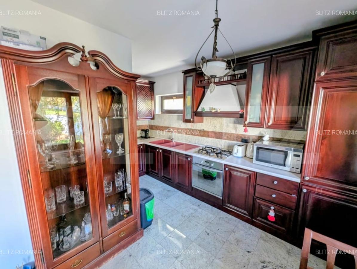 Resedinta de lux in Bucium cu teren generos - finisaje premium - 5