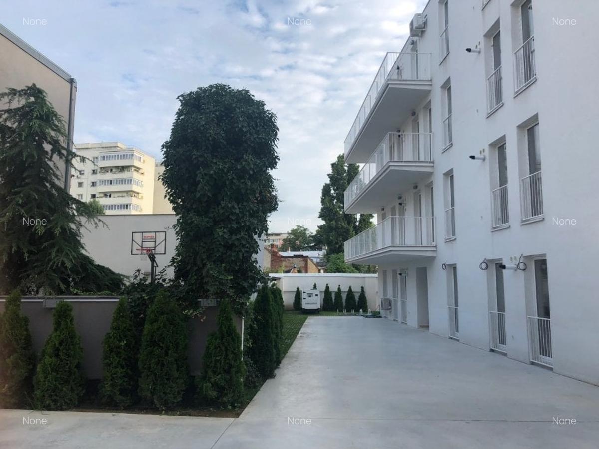 Apartament cu 3 camere decomandat în Ștefan cel Mare - 10