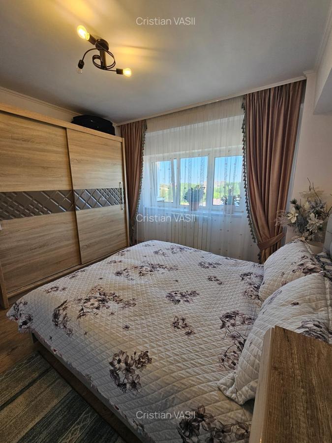 Apartament cu 3 camere decomandat în Simion Bărnuțiu - 5