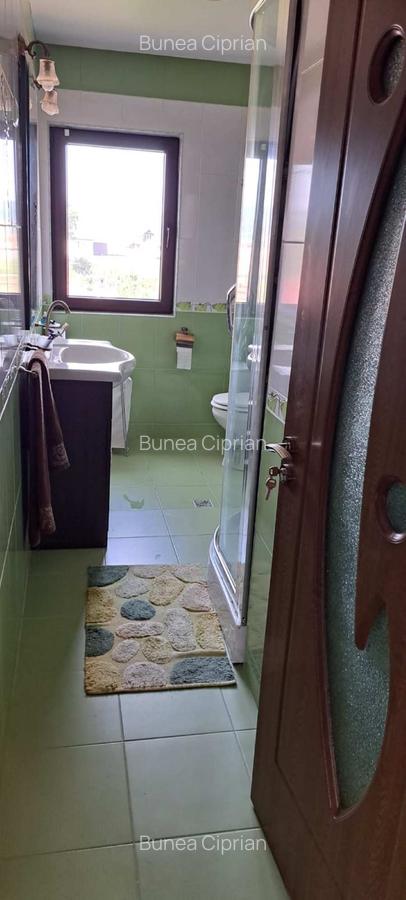 Casa spatioasa cu curte si gradina, Orasul Avrig - 15 Casa spatioasa cu curte si gradina, Orasul Avrig - 15