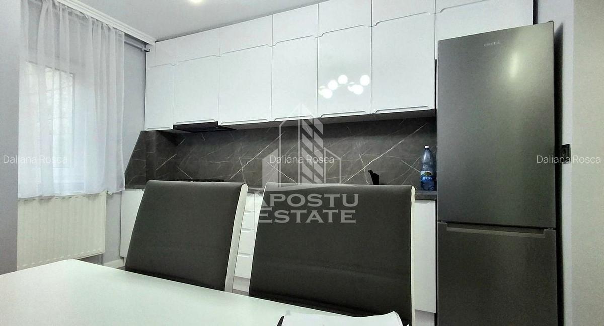 Apartament 3 camere, decomandat, parter zona 300 - 8
