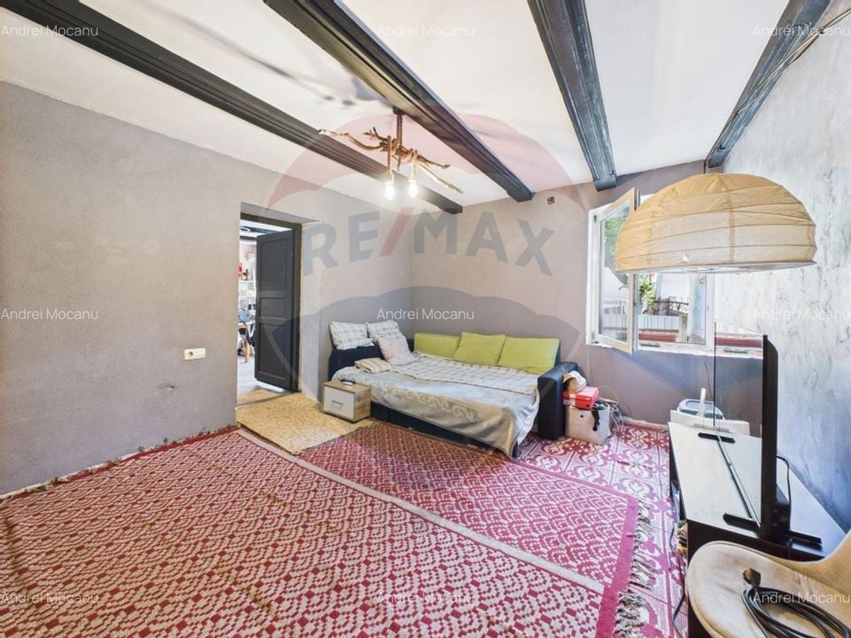 Comision 0%|Casa de vanzare Codlea| 2 camere| Curte interioara| - 10