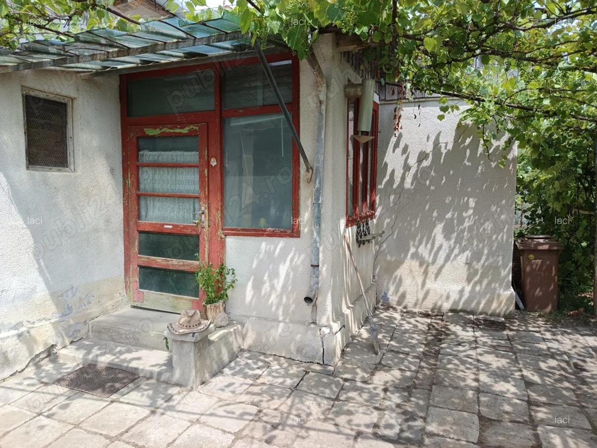Casa de vanzare! - 2