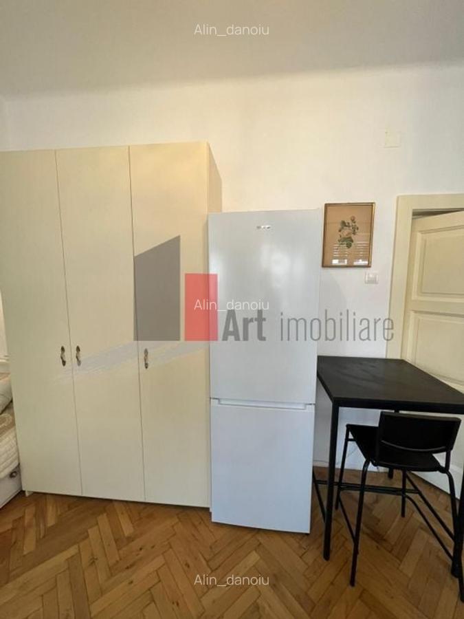 Garsoniera de inchiriat in zona Magheru (ultracentral) - 9