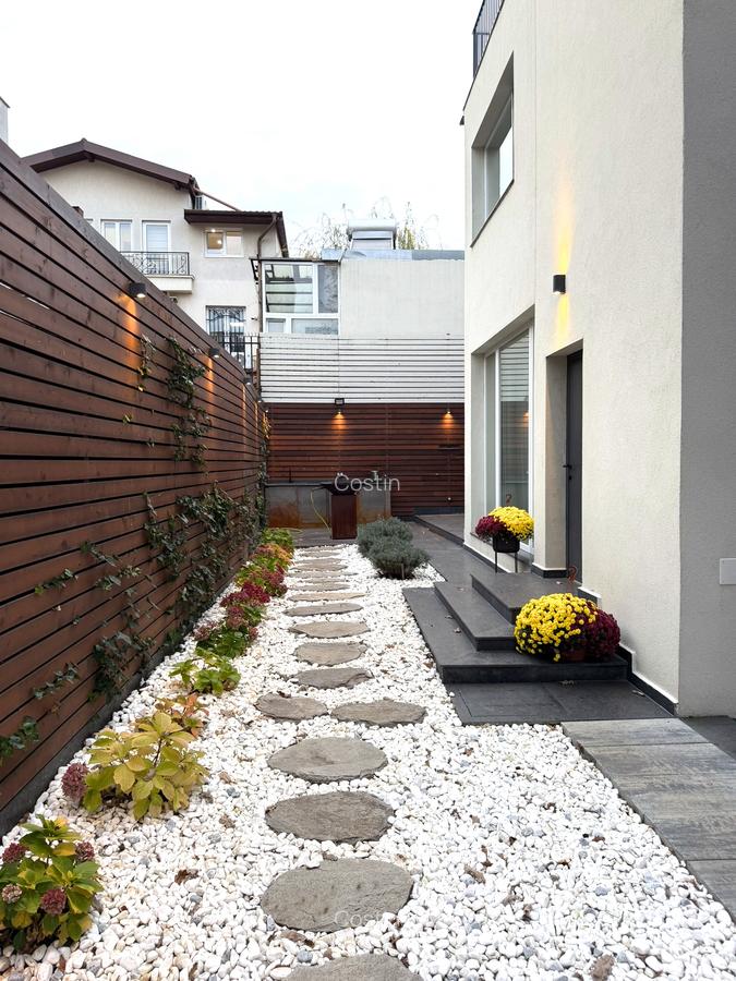 Casa moderna, finalizata in 2025, cu terase generoase si arhitectura premium - 14