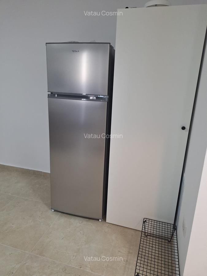 Apartament tip Studio | Apatratorii Patriei | 6 Min de metrou| parcare - 8