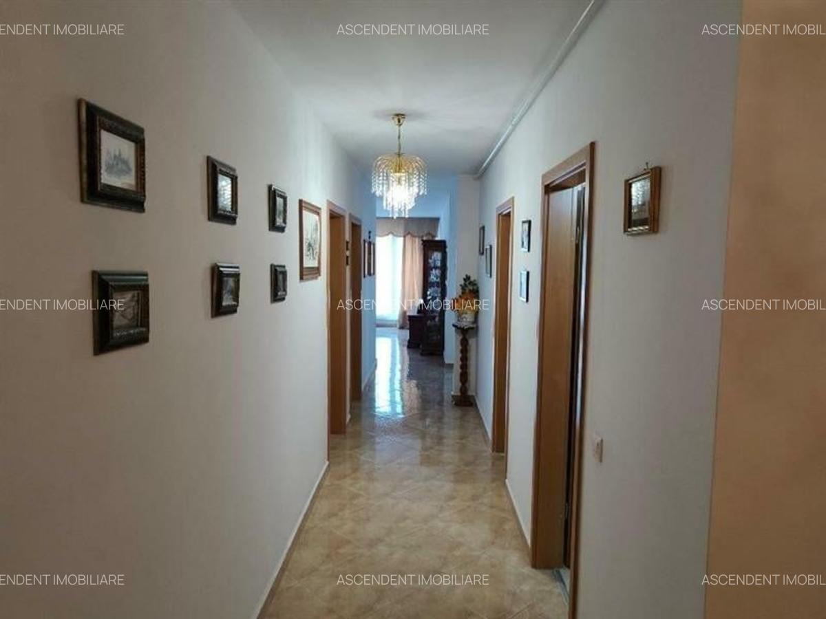 Apartament cu 4 camere decomandat în Bartolomeu - 7