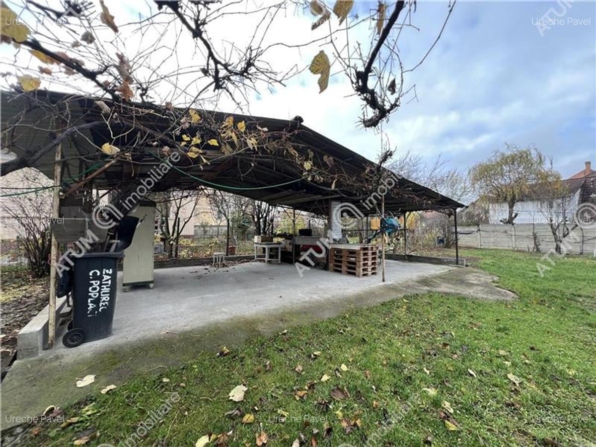 Casa individuala cu 4 camere si teren 900 mp zona Calea Poplacii - 22