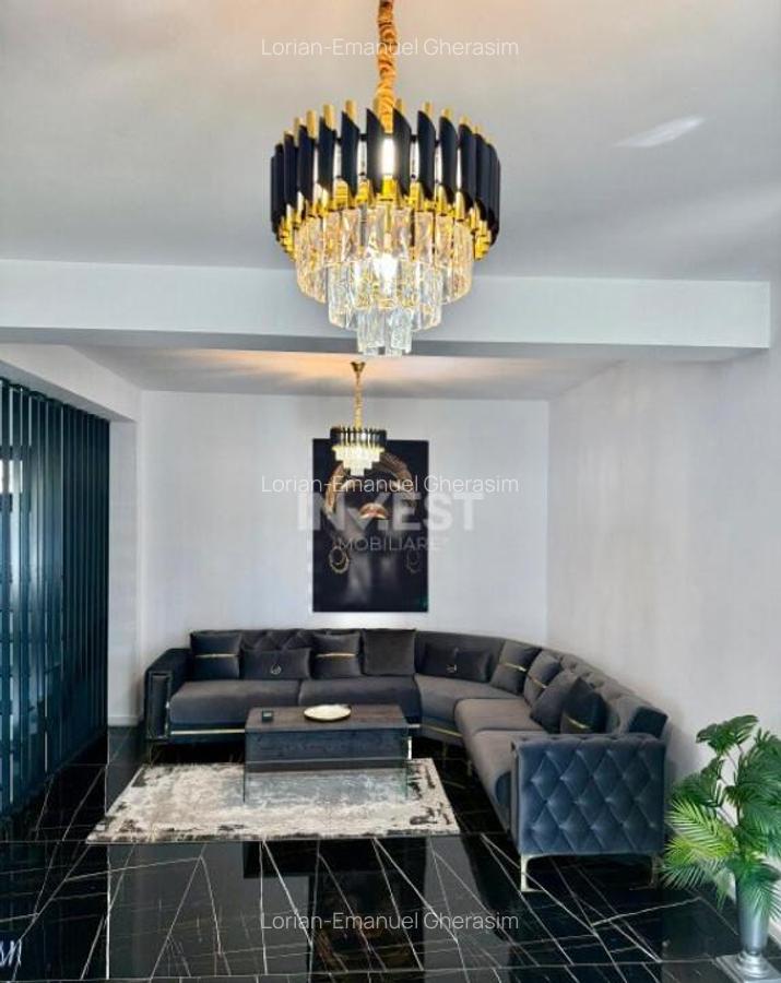 Vila de vanzare cu design deosebit in cartierul Bucium - 2