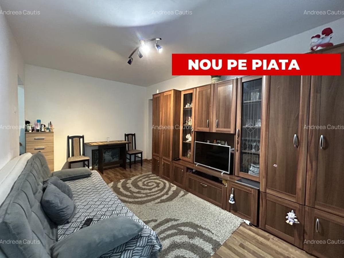 Apartament 3 camere, semidecomandat, etajul 3/4, zona P-ta Doina - 1