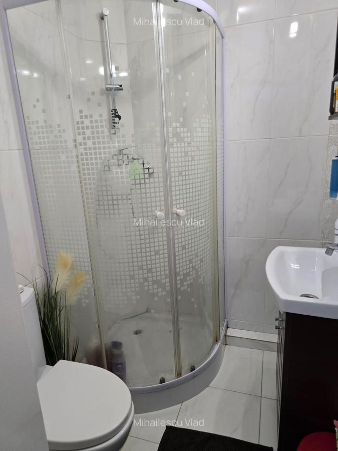 Apartament cu 3 camere decomandat, mobilat în 13 Septembrie - 7