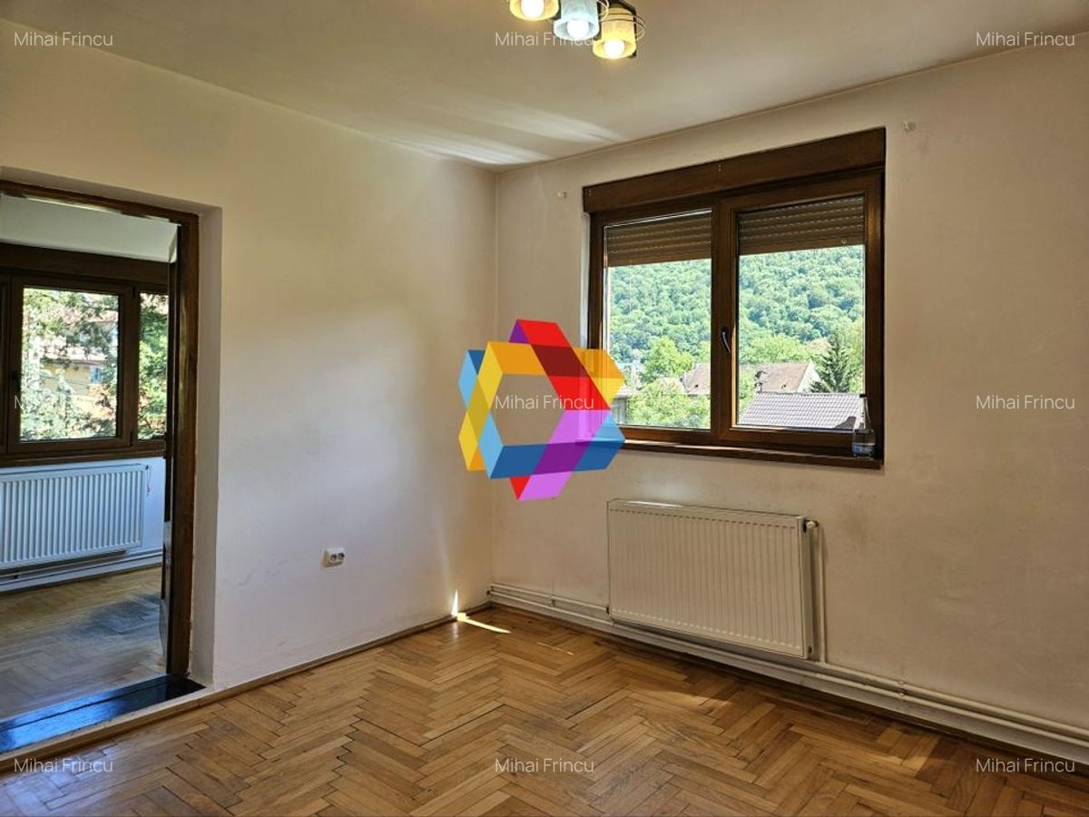 Casa deosebita cu 6 camere Central Brașov - 210 mp - 17