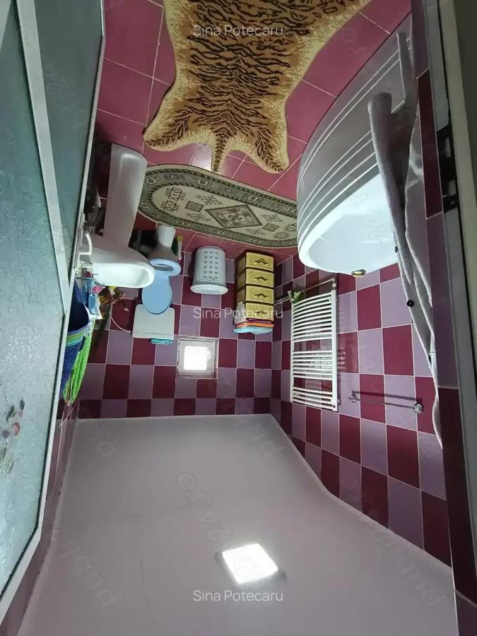 Valul lui Traian casa P+M + pod construc?ie BCA construc?ie 2007 suprafa?a totala 300 m toate utilit - 2