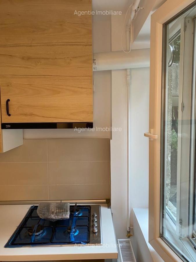 Garsoniera, decomandata, moderna, centrala, metrou Drumul Taberei, str Sibiu, 4 - 21