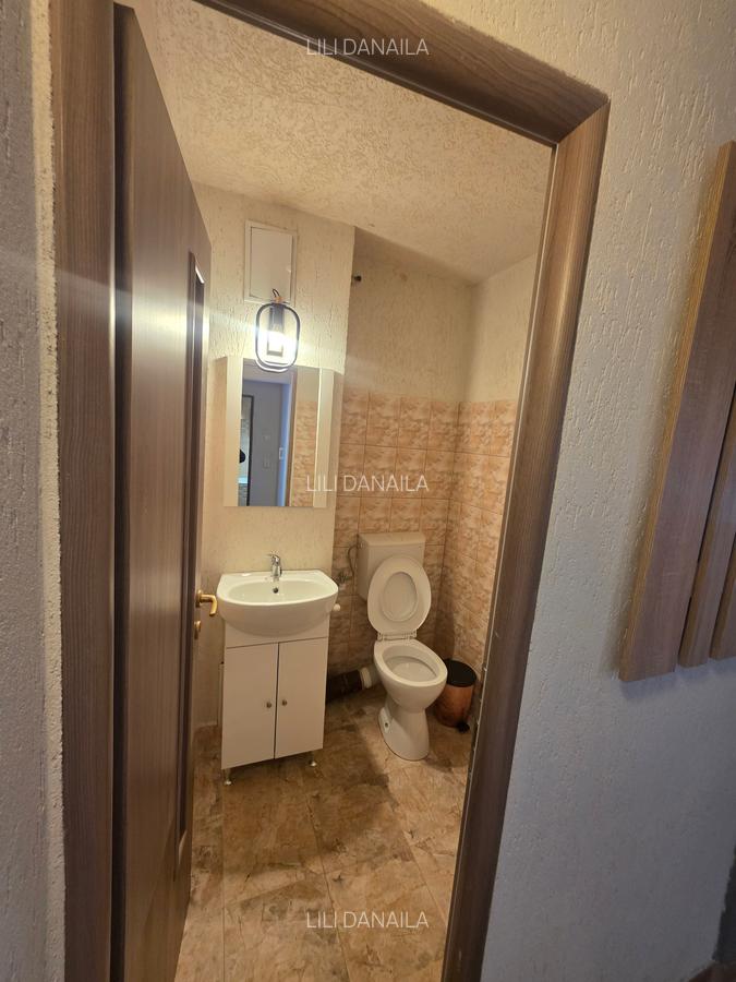 Inchiriez apartament 3 camere central - 6